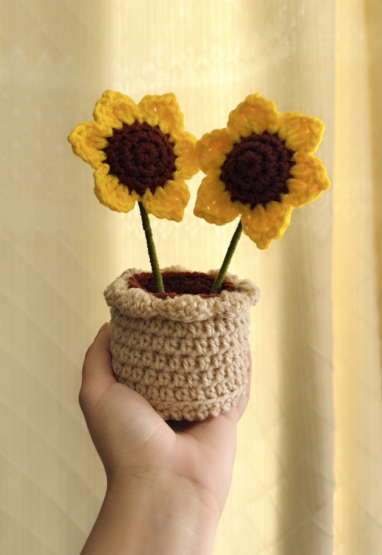 Sunflower pot with 2sunflowers(7 inches) thumbnail 2
