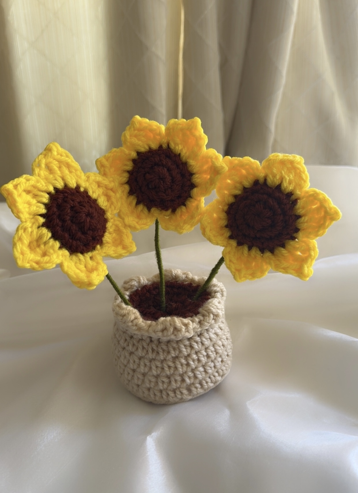 Sunflower pot with 3 sunflowers 🌻( 7 to 8 inches) thumbnail 3